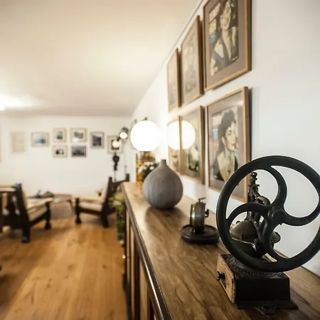 La Casa Inclinata Matera