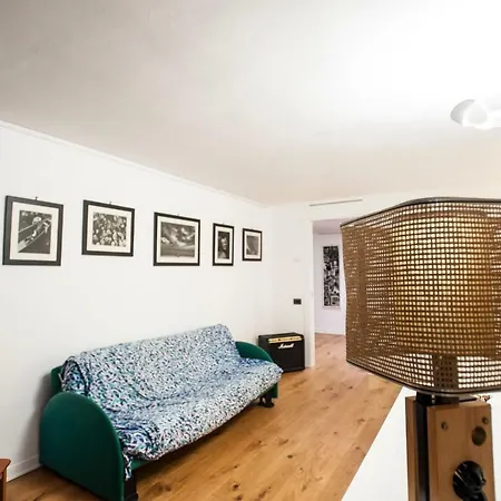 La Casa Inclinata Сasa de vacaciones Matera